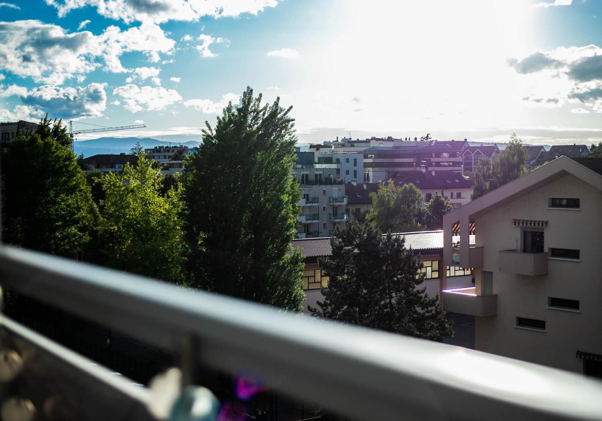 Woody 100M Du Lac Balcon อานซี ภายนอก รูปภาพ